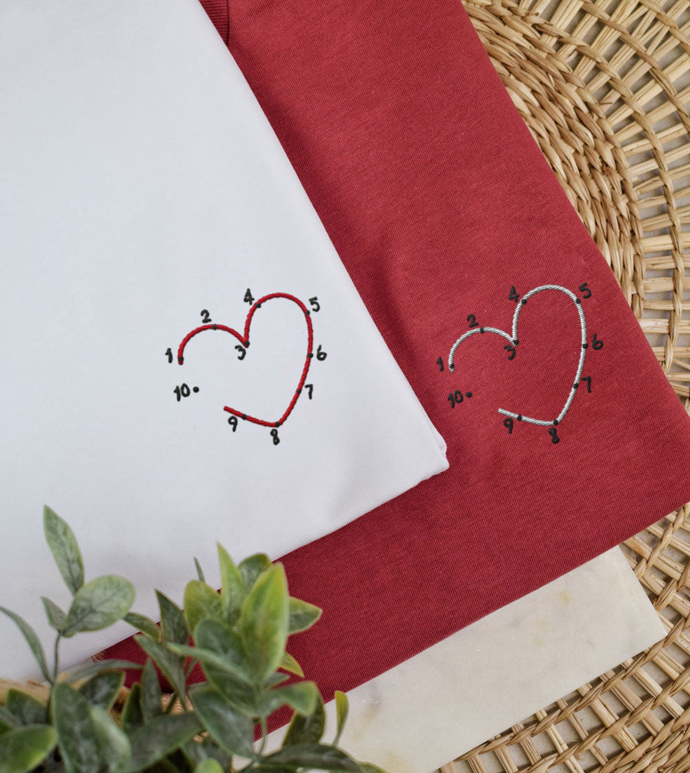 T-shirt brodé - Dessin d'amour