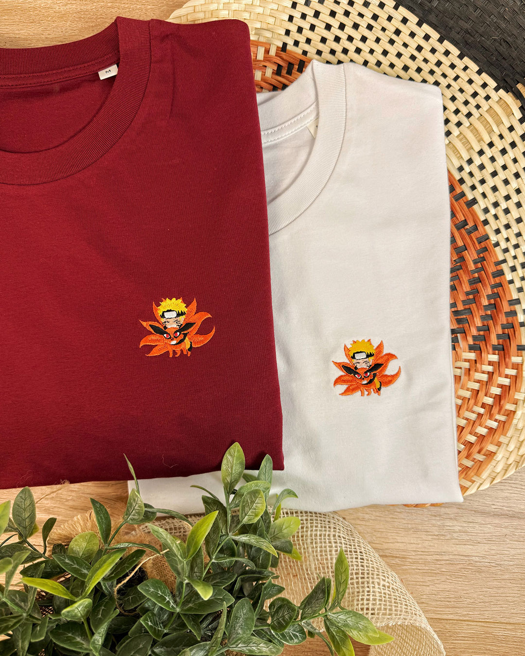 T-shirt brodé - Renard à 9 Queues