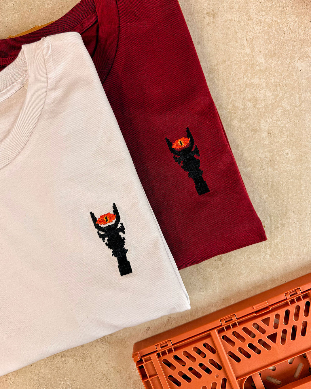 T-shirt brodé - Sauron