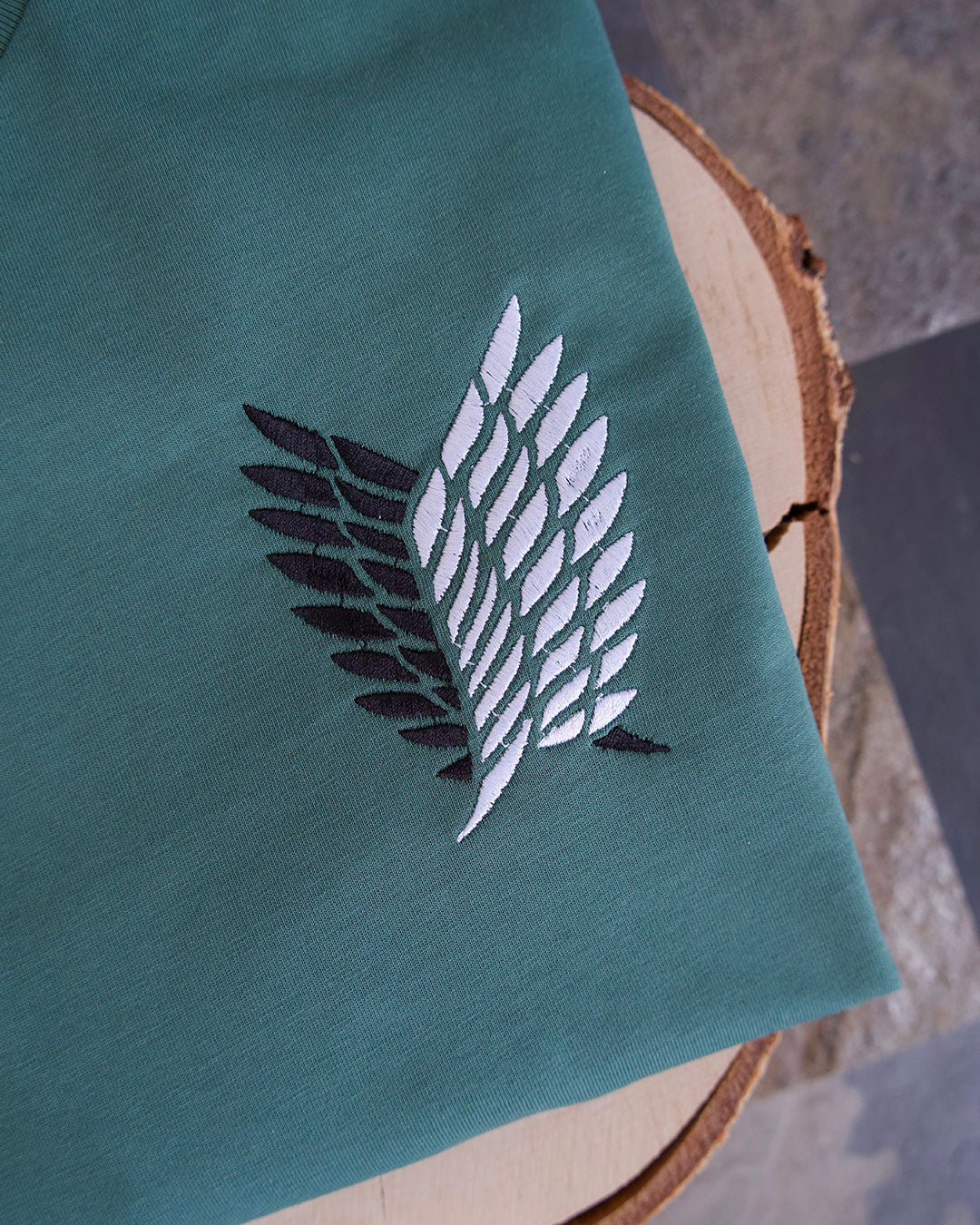 T-shirt brodé - L'Attaque des Titans